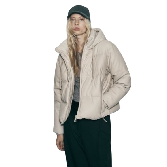 Zara Puffer Jacket XS Beige Faux Leather Quilted Hooded BLOGGER FAV Cropped NEW - Picture 2 of 12